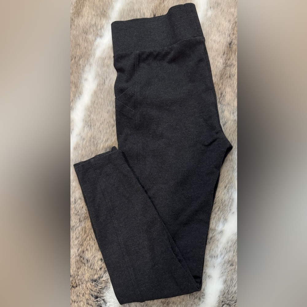 Lou & Grey LOFT Petite Medium Gray Leggings With Pockets